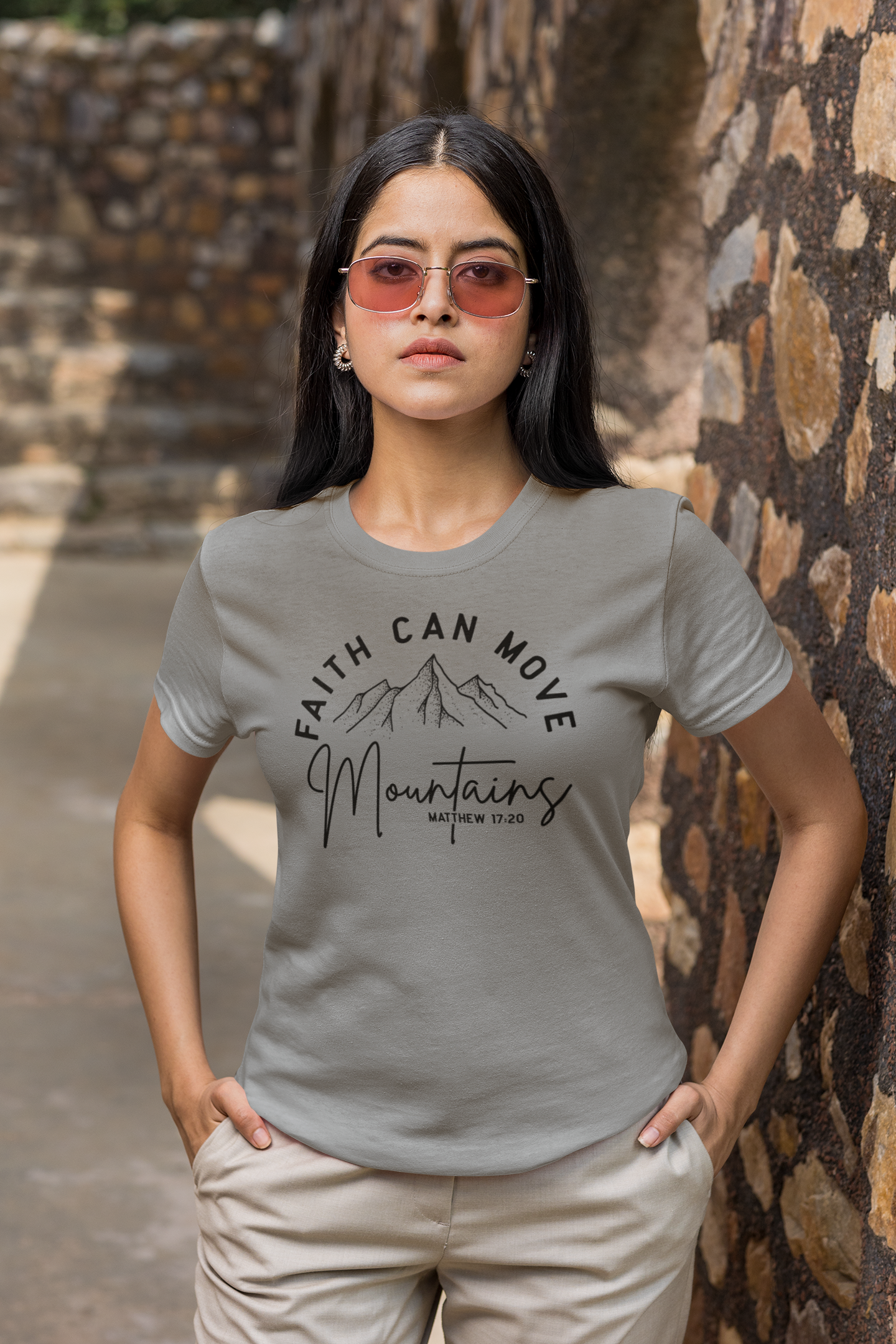 T-Shirt - Faith Can Move Mountains