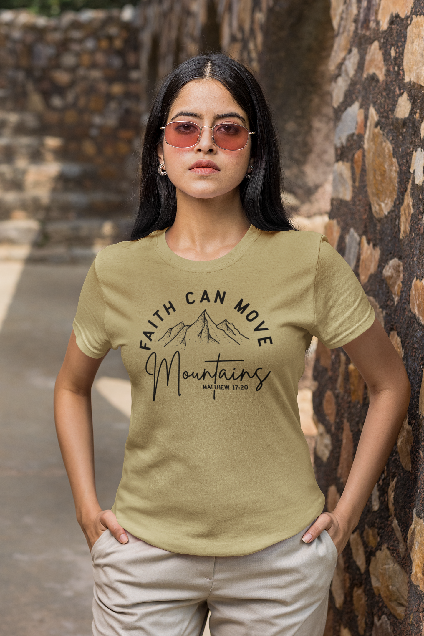 T-Shirt - Faith Can Move Mountains